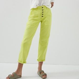 Anthropologie Pilcro the wanderer pants in green